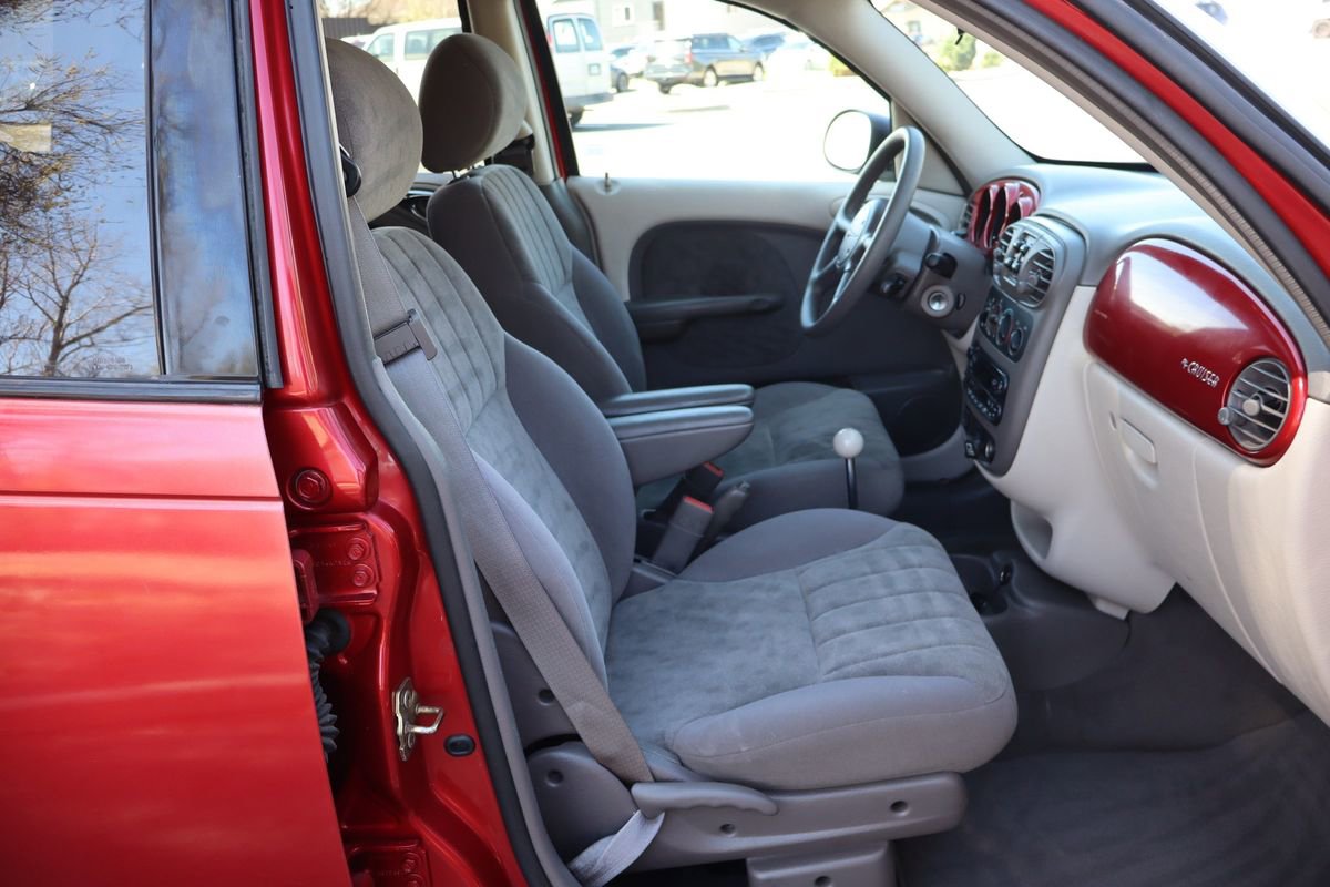 Used 2002 Chrysler PT Cruiser Touring image 22