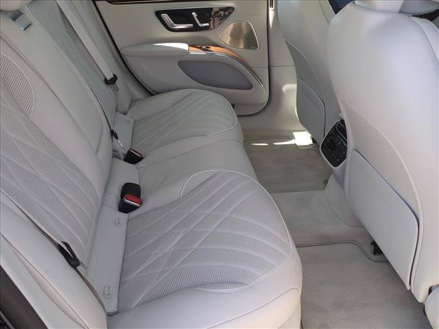 Used 2022 Mercedes-Benz EQS 580 4MATIC Sedan image 22