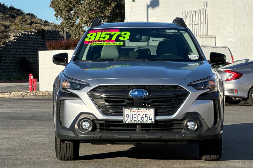 Used 2025 Subaru Outback Premium w/ Popular Package #1A image 9
