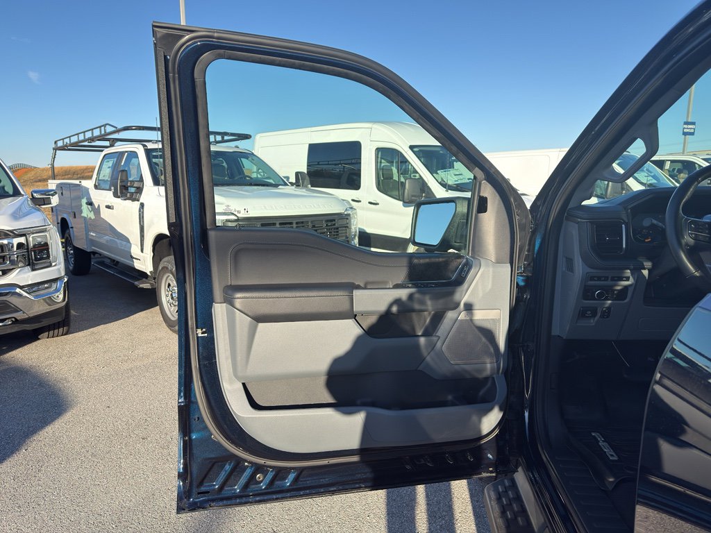 Used 2024 Ford F150 Lightning Flash AWD/4WD image 17