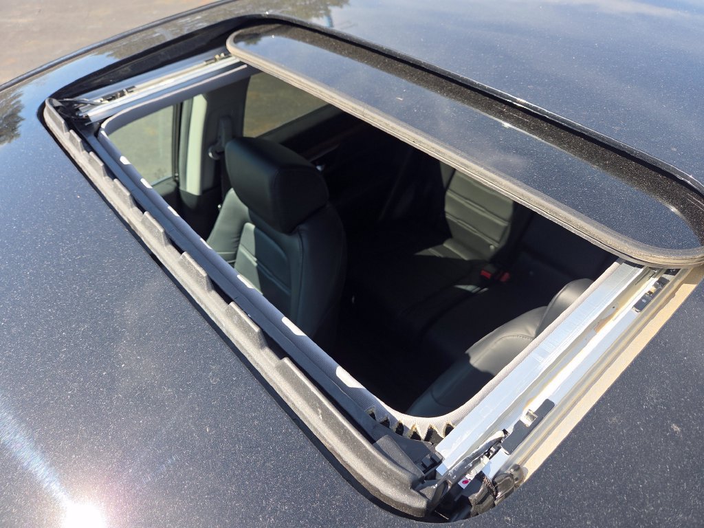 Used 2021 Honda CR-V EX-L image 3