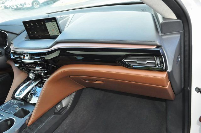 Used 2023 Acura MDX SH-AWD w/ Technology Package image 22