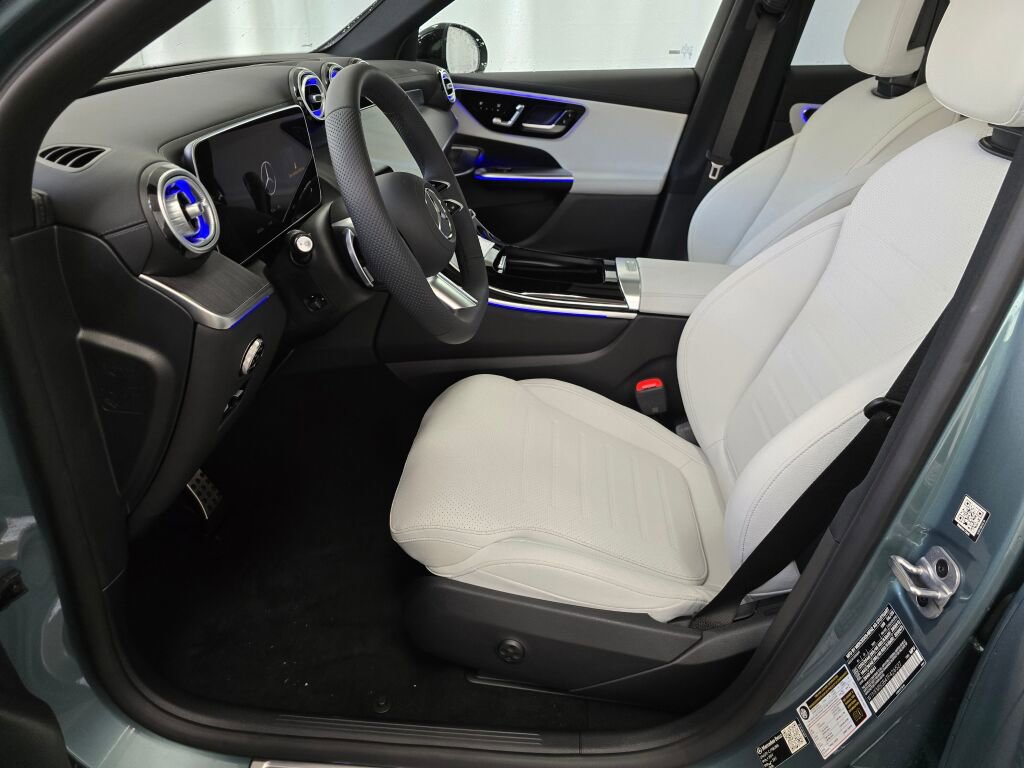 New 2026 Mercedes-Benz GLC 350e 4MATIC image 13