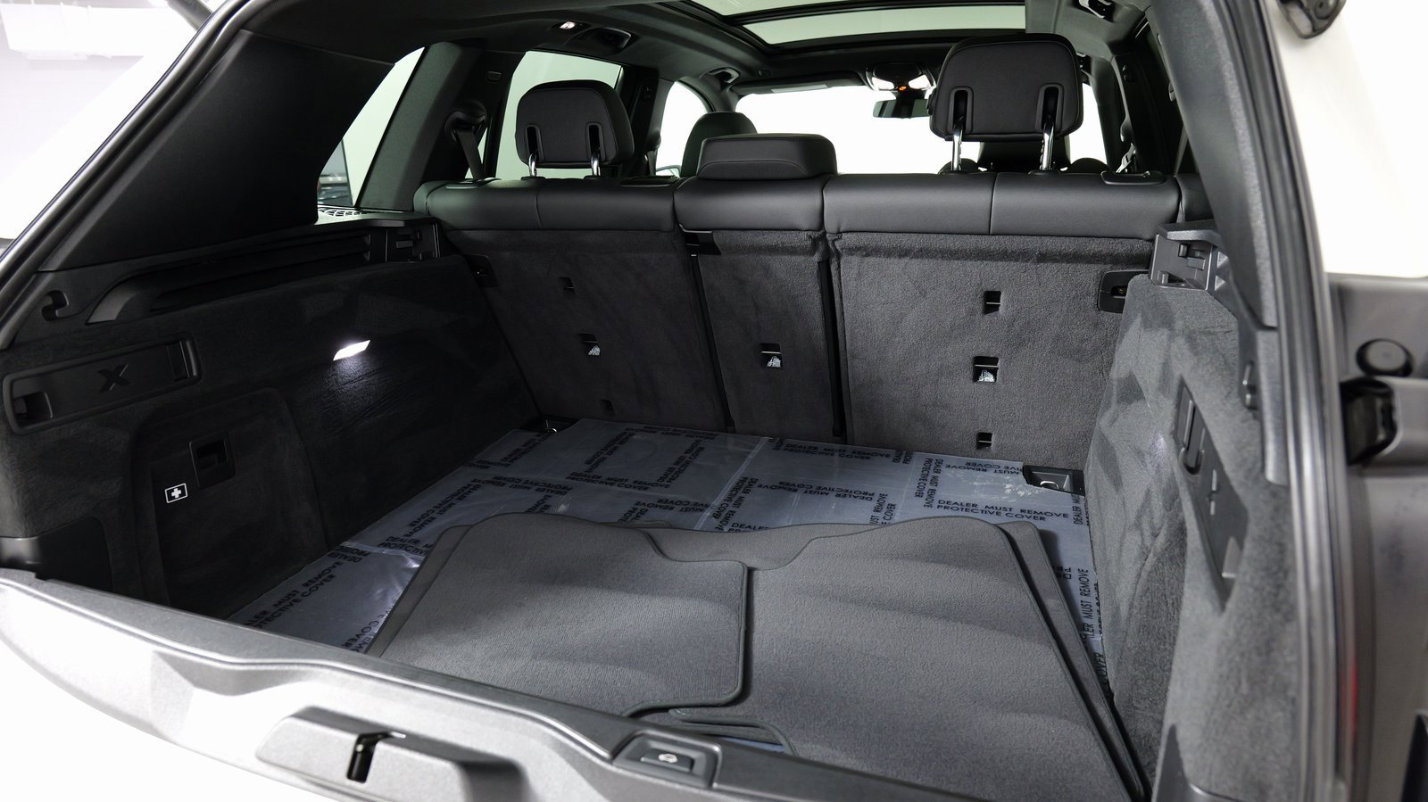 Used 2022 BMW X5 xDrive40i w/ Parking Assistance Package image 61