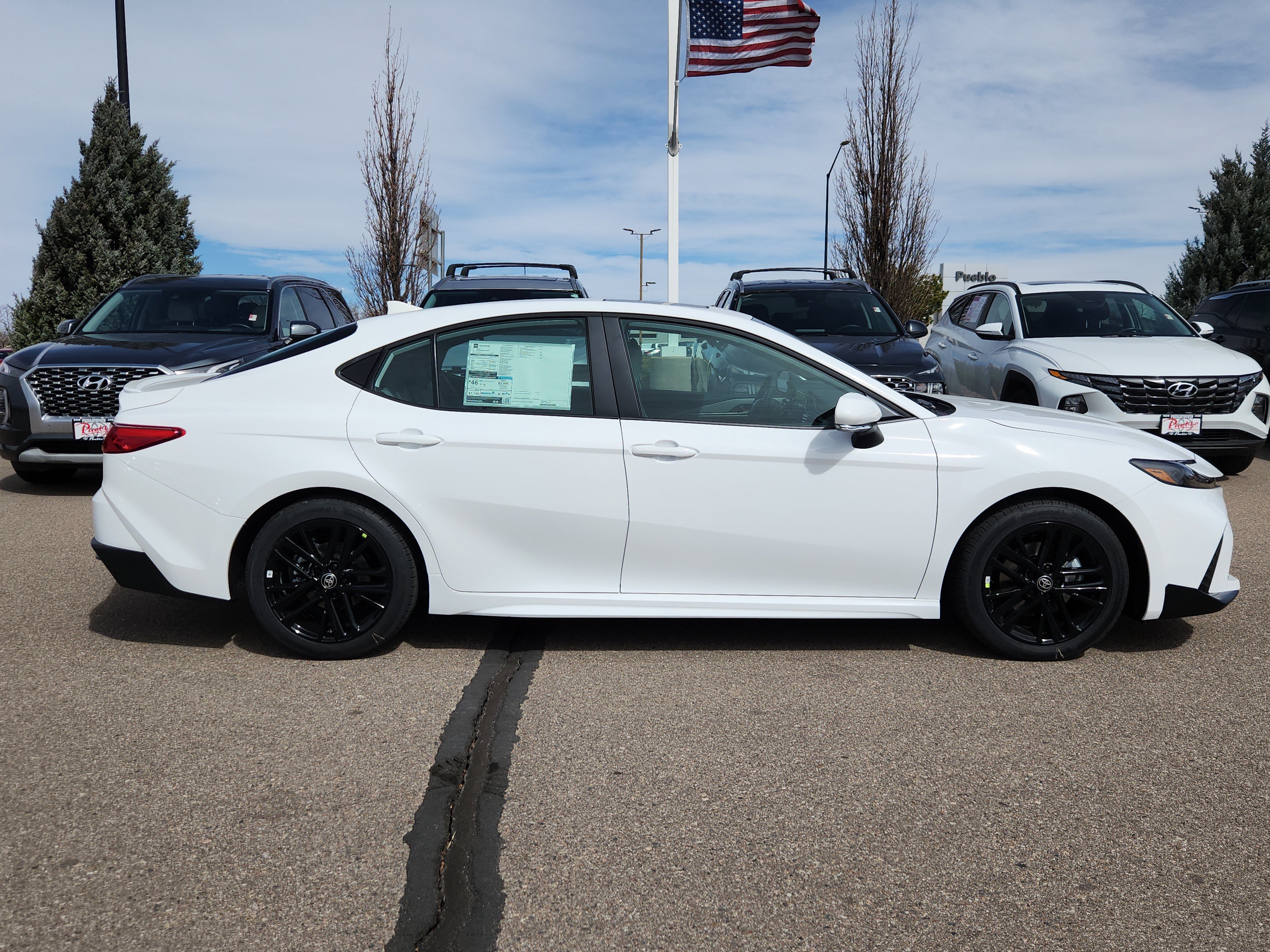 New 2026 Toyota Camry SE w/ Multimedia Upgrade Package image 2