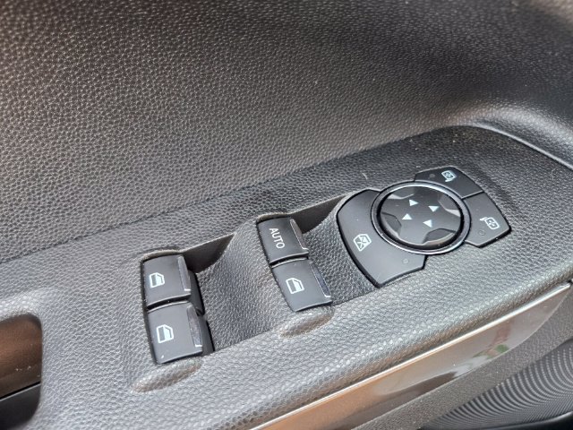 Used 2021 Ford EcoSport SE FWD image 36