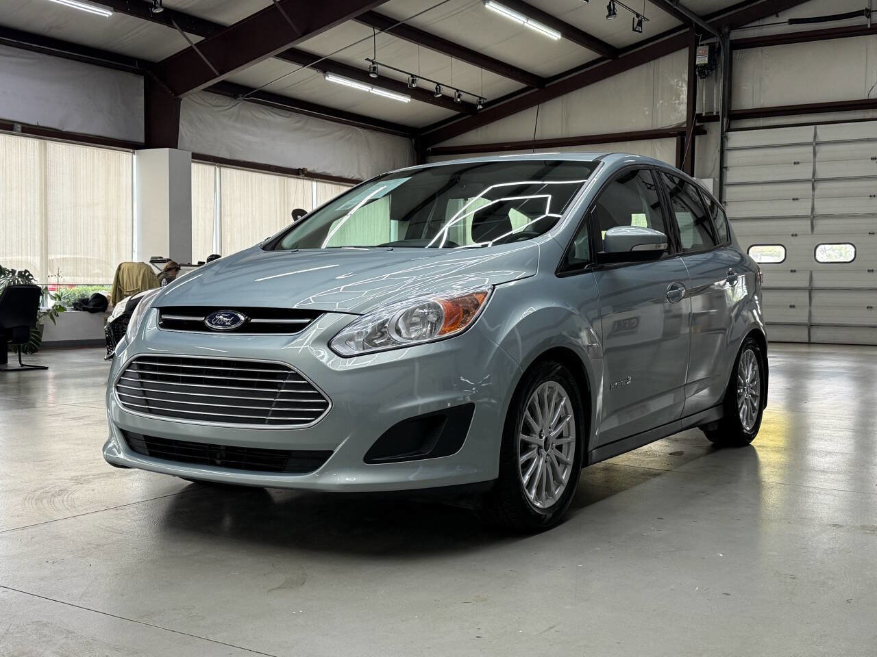 Used 2014 Ford C-MAX SE w/ Equipment Group 203A image 3