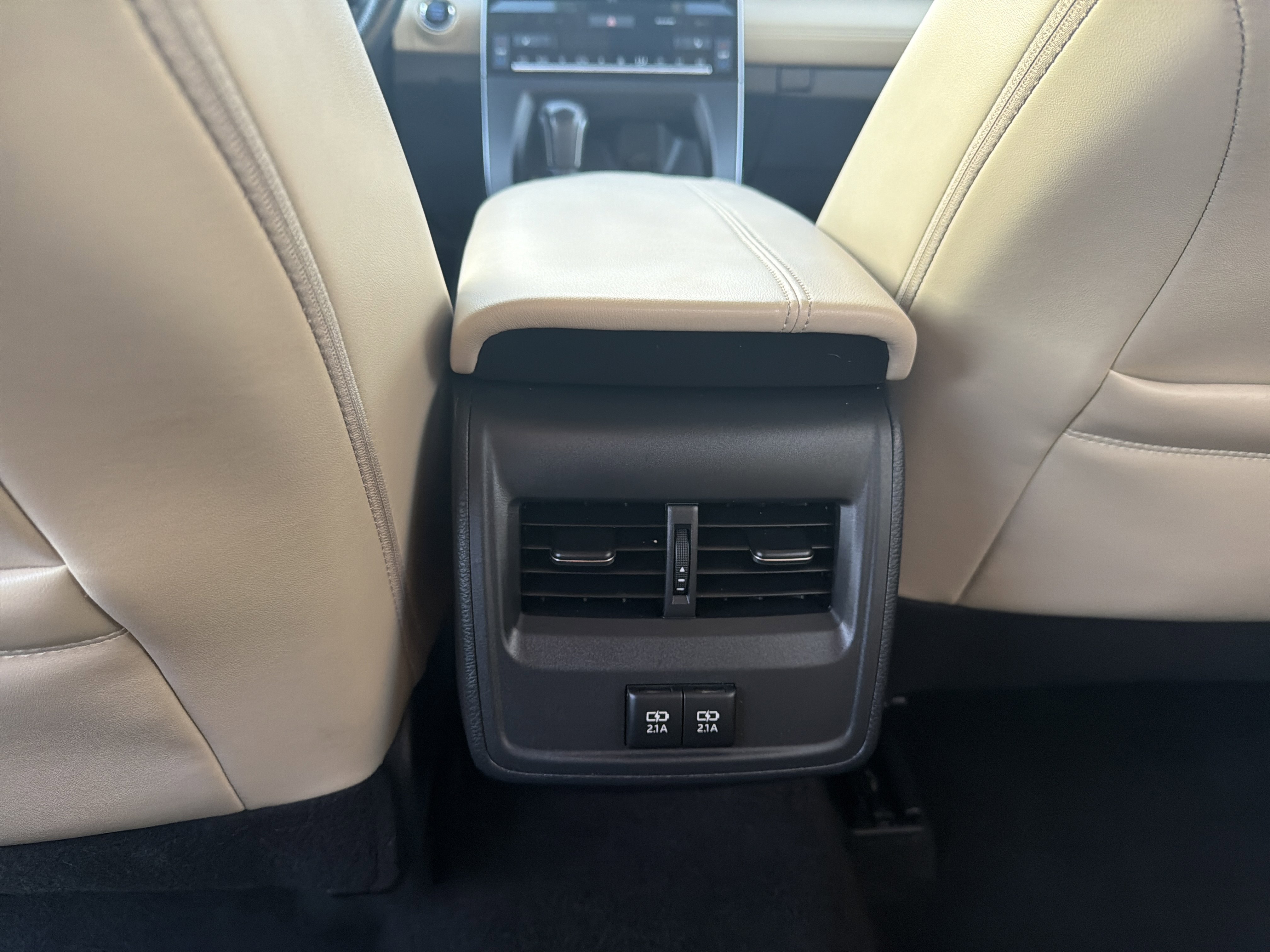 Used 2020 Toyota Avalon XLE image 26