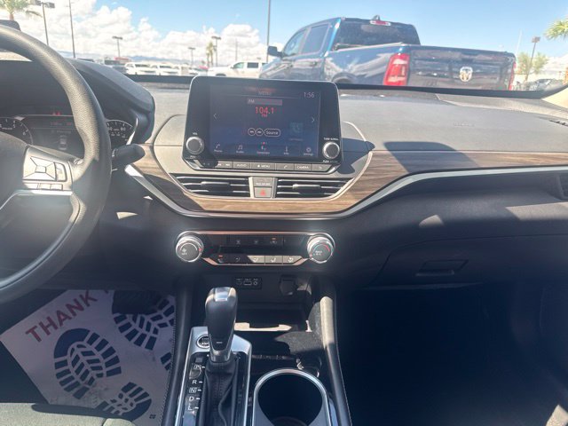 Used 2023 Nissan Altima 2.5 SV FWD image 12