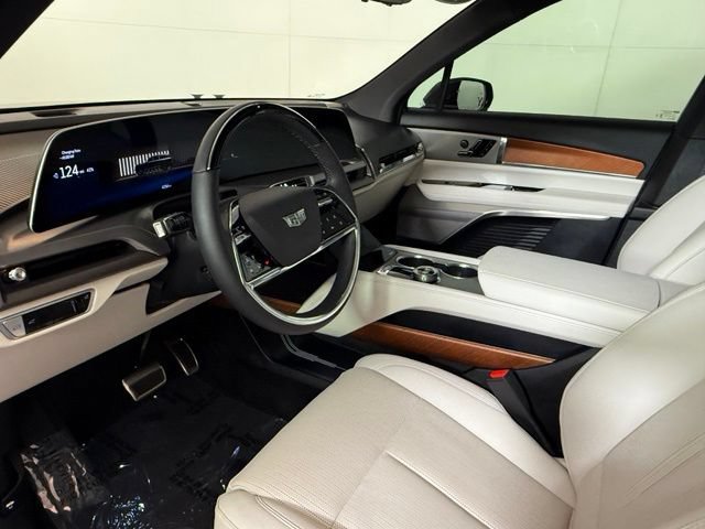 Used 2026 Cadillac Vistiq Sport AWD/4WD image 5