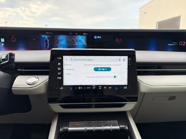 New 2026 Lincoln Nautilus Reserve w/ Jet Appearance Package AWD/4WD image 18