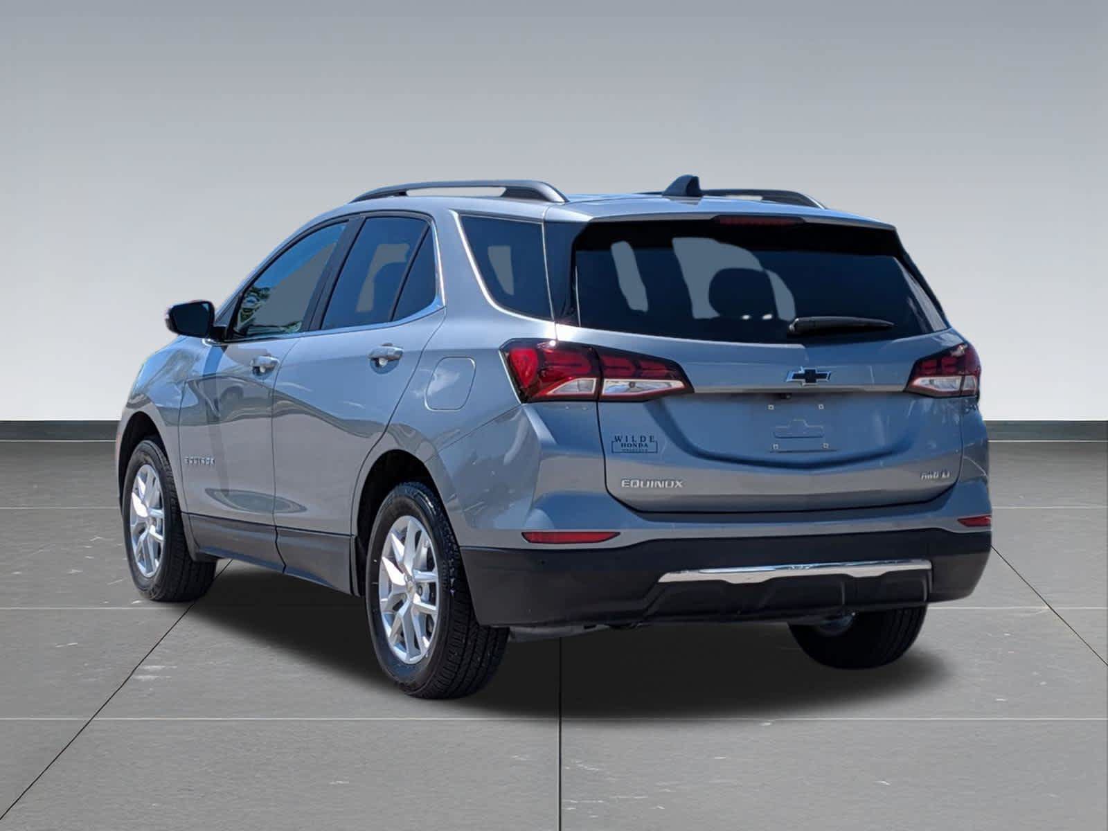 Used 2023 Chevrolet Equinox LT AWD/4WD image 3