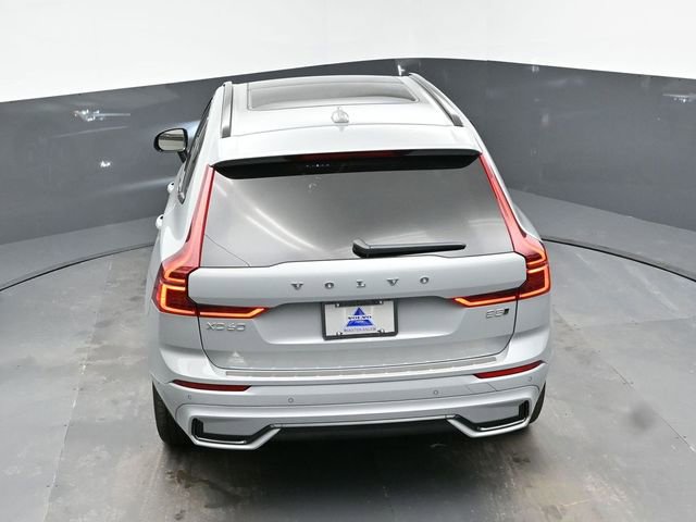 New 2026 Volvo XC60 B5 Plus w/ Protection Package Premier image 40