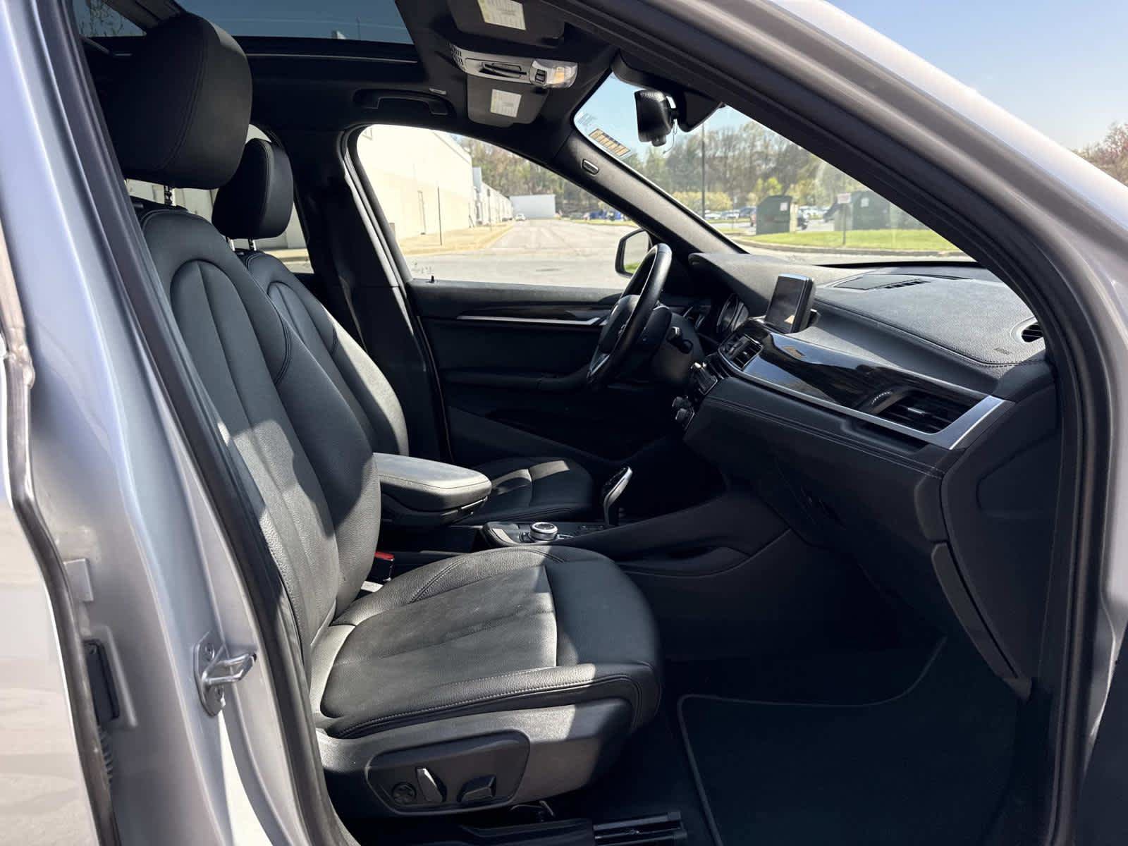 Used 2021 BMW X1 xDrive28i w/ Convenience Package image 16