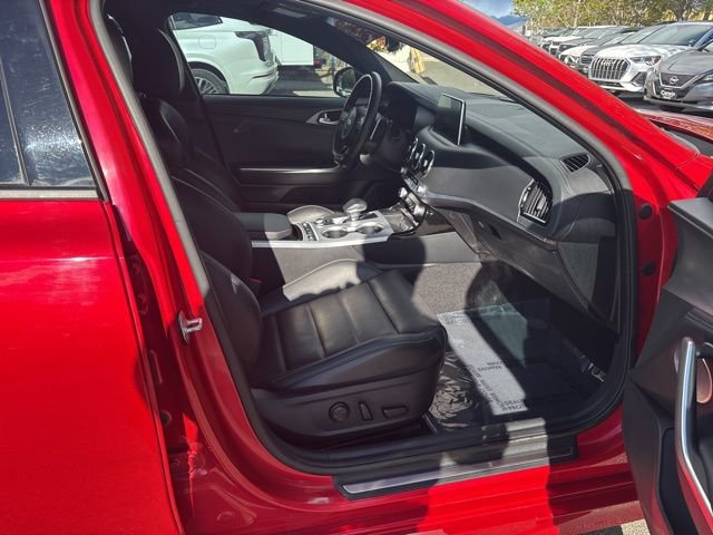 Used 2021 Kia Stinger GT2 image 34
