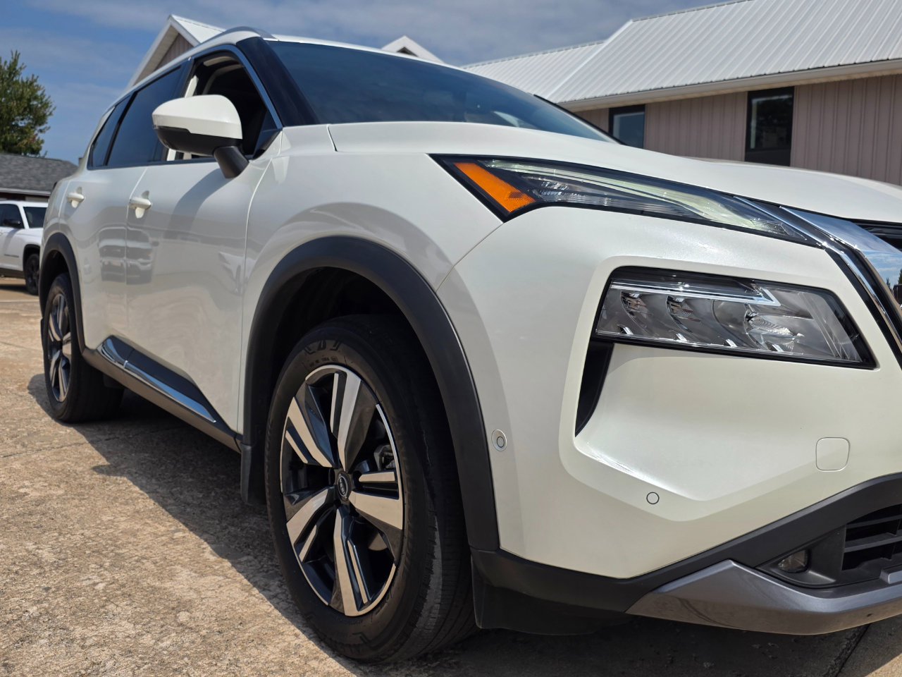 Used 2022 Nissan Rogue SL w/ SL Premium Package image 27