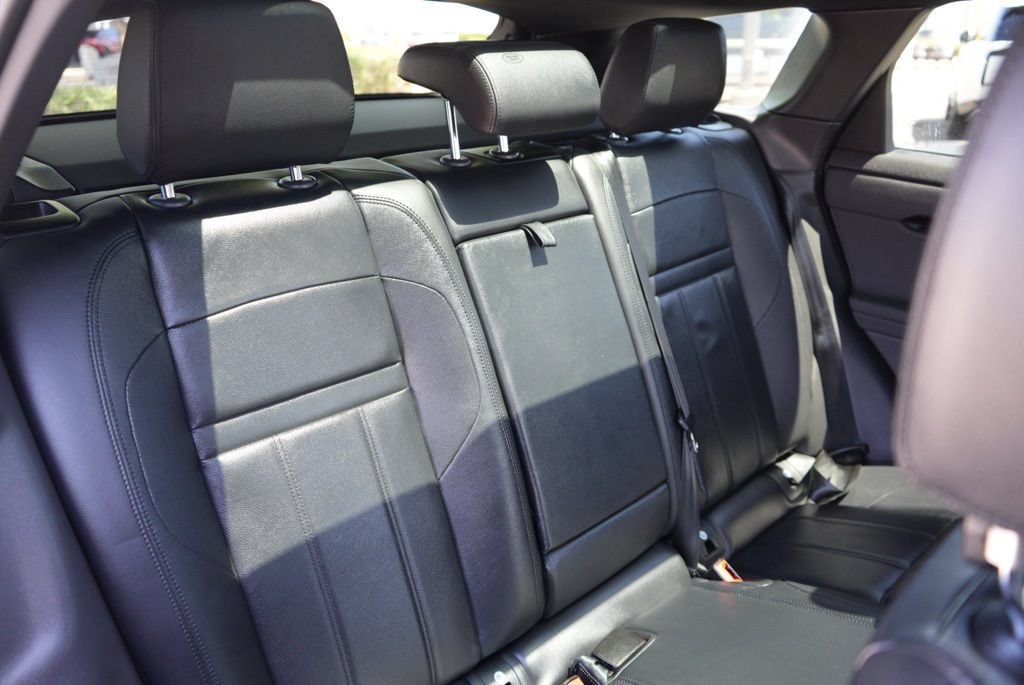 Used 2024 Land Rover Range Rover Evoque Dynamic SE AWD/4WD image 8