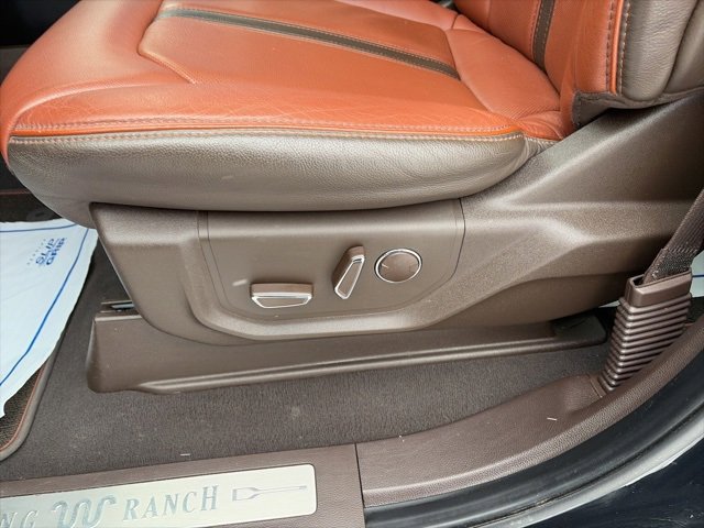 Used 2020 Ford F350 King Ranch w/ FX4 Off-Road Package image 16