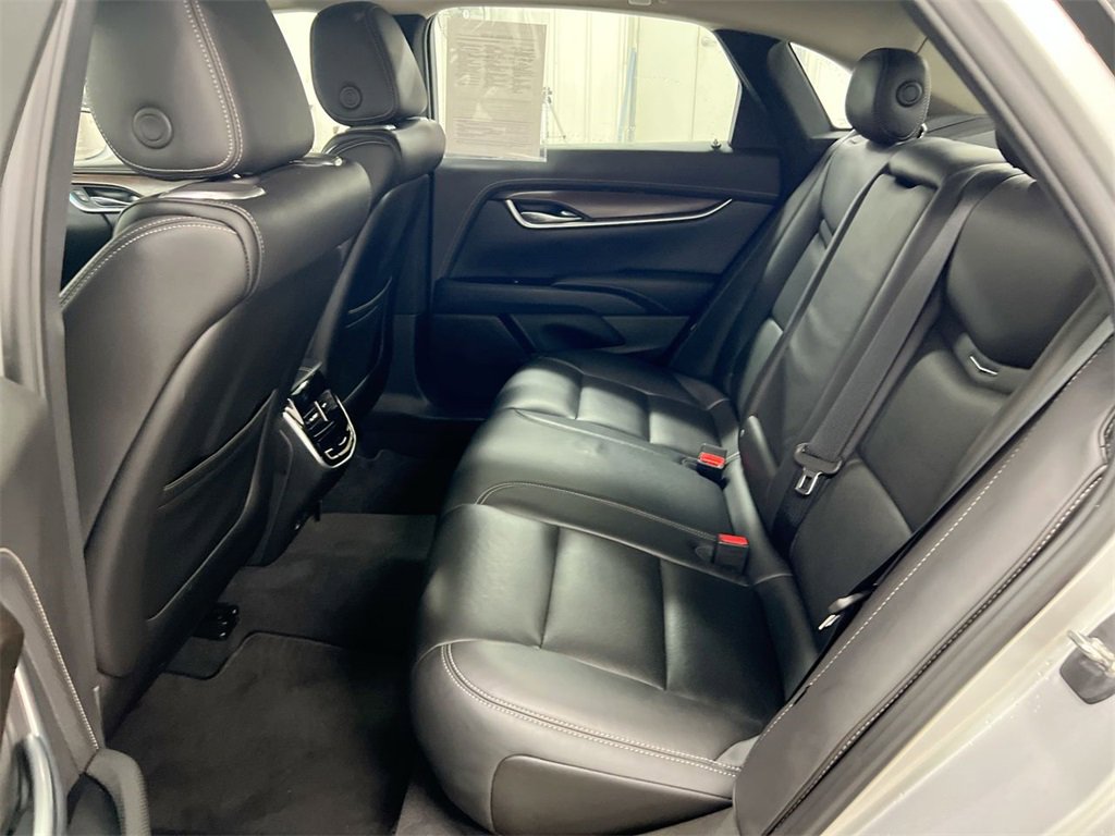 Used 2019 Cadillac XTS Premium Luxury image 23