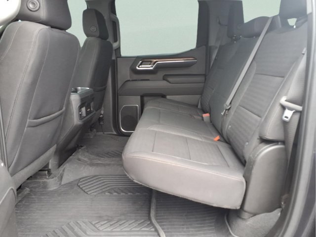 Used 2023 Chevrolet Silverado 1500 RST AWD/4WD image 18