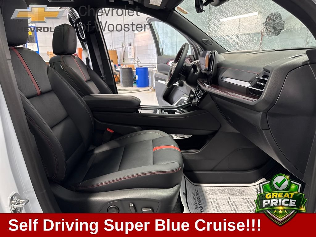 New 2026 Chevrolet Traverse RS w/ LPO, Floor Liner Package AWD/4WD image 28