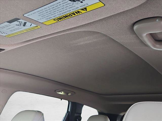 Certified 2023 Hyundai Santa Fe Limited FWD image 11