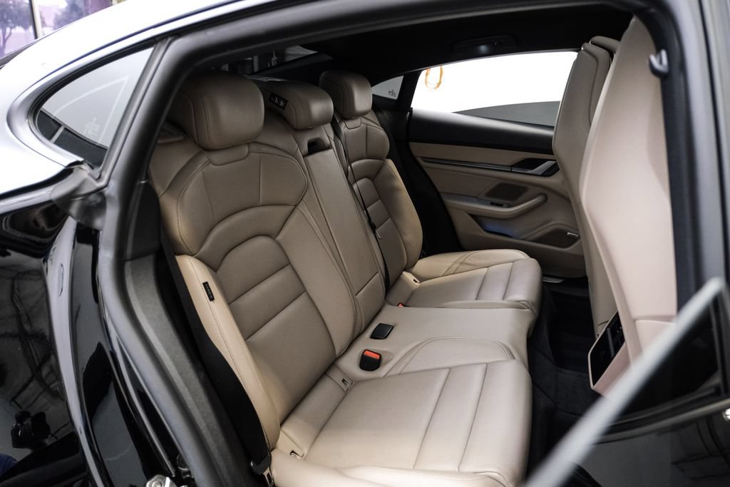 Used 2025 Porsche Taycan RWD image 32