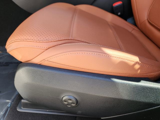 Certified 2026 Mercedes-Benz GLC 300 4MATIC image 9