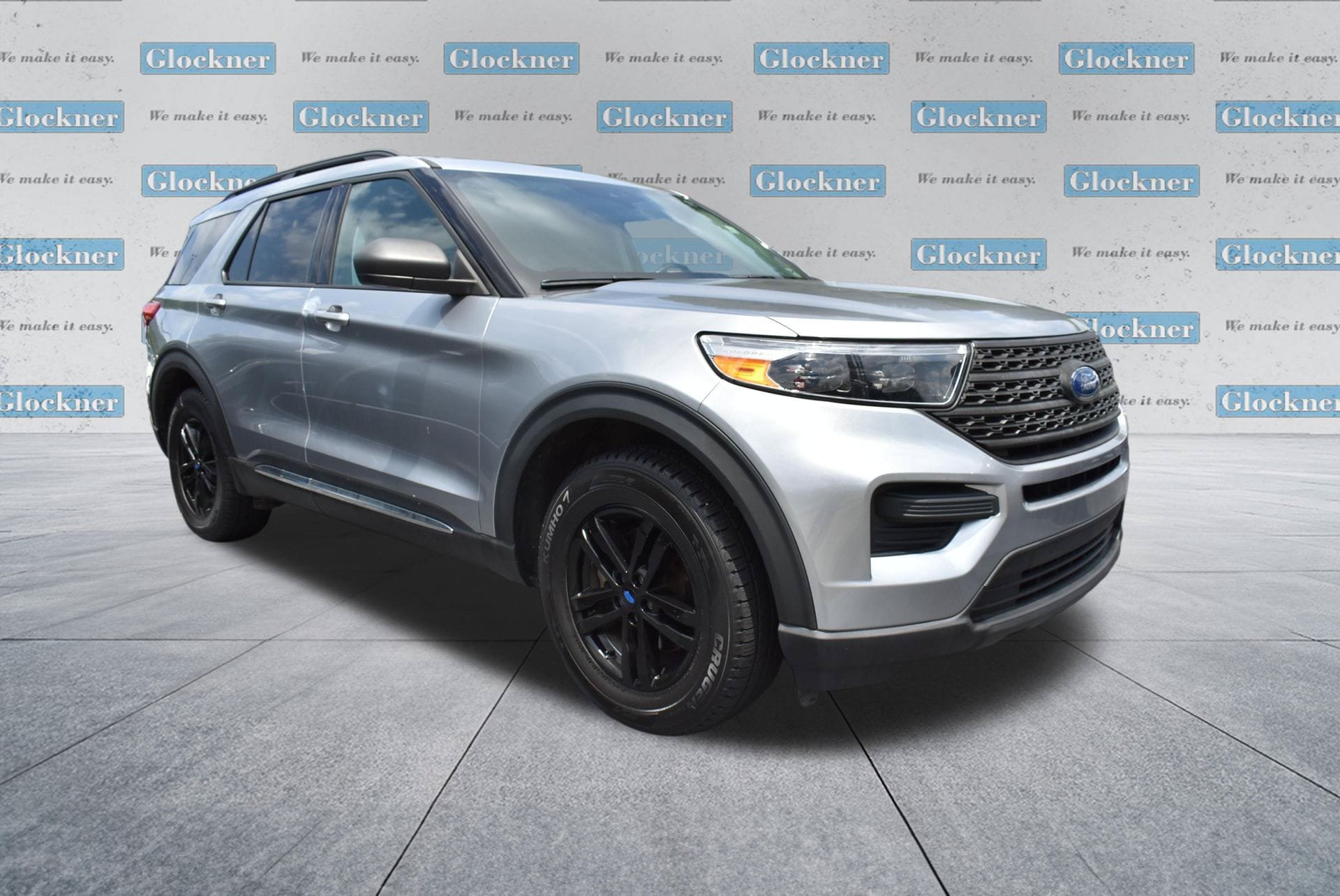 Used 2022 Ford Explorer XLT w/ Class IV Trailer Tow Package AWD/4WD image 3
