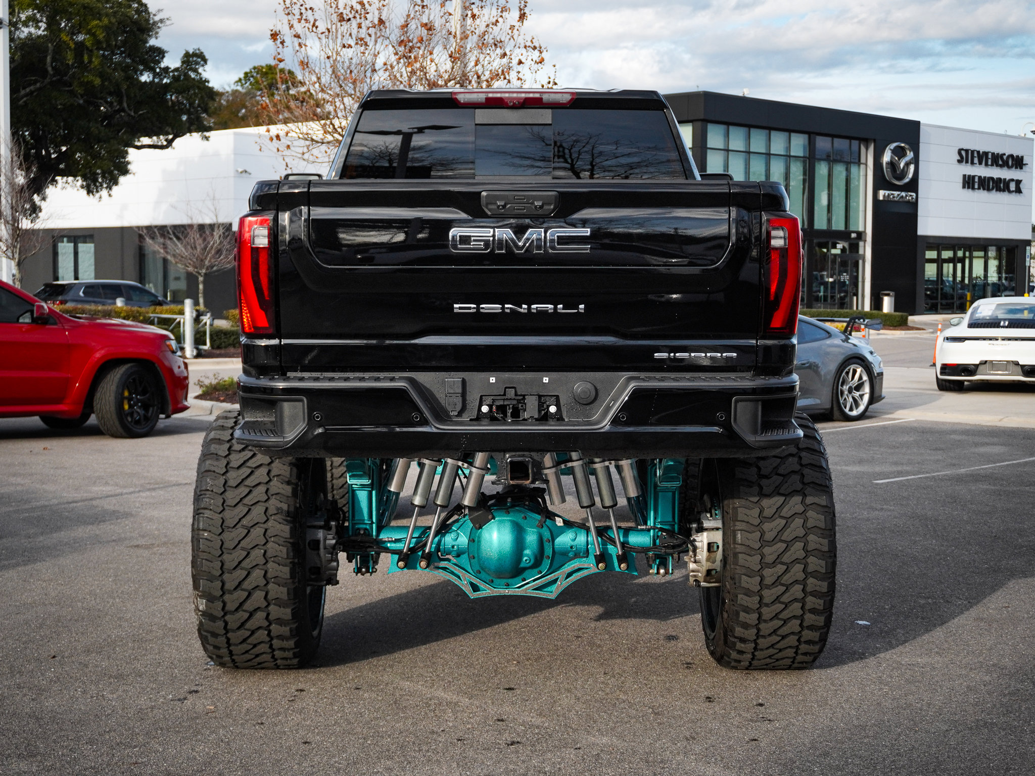 Used 2024 GMC Sierra 2500 Denali Ultimate image 9