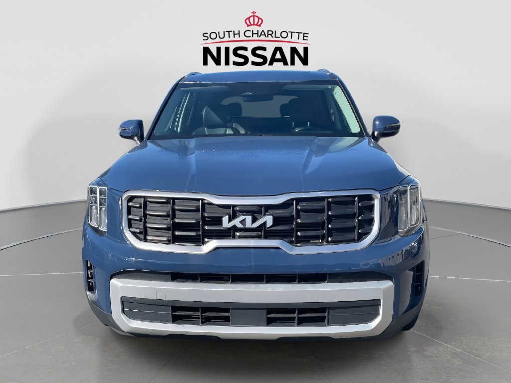 Used 2025 Kia Telluride S FWD image 3