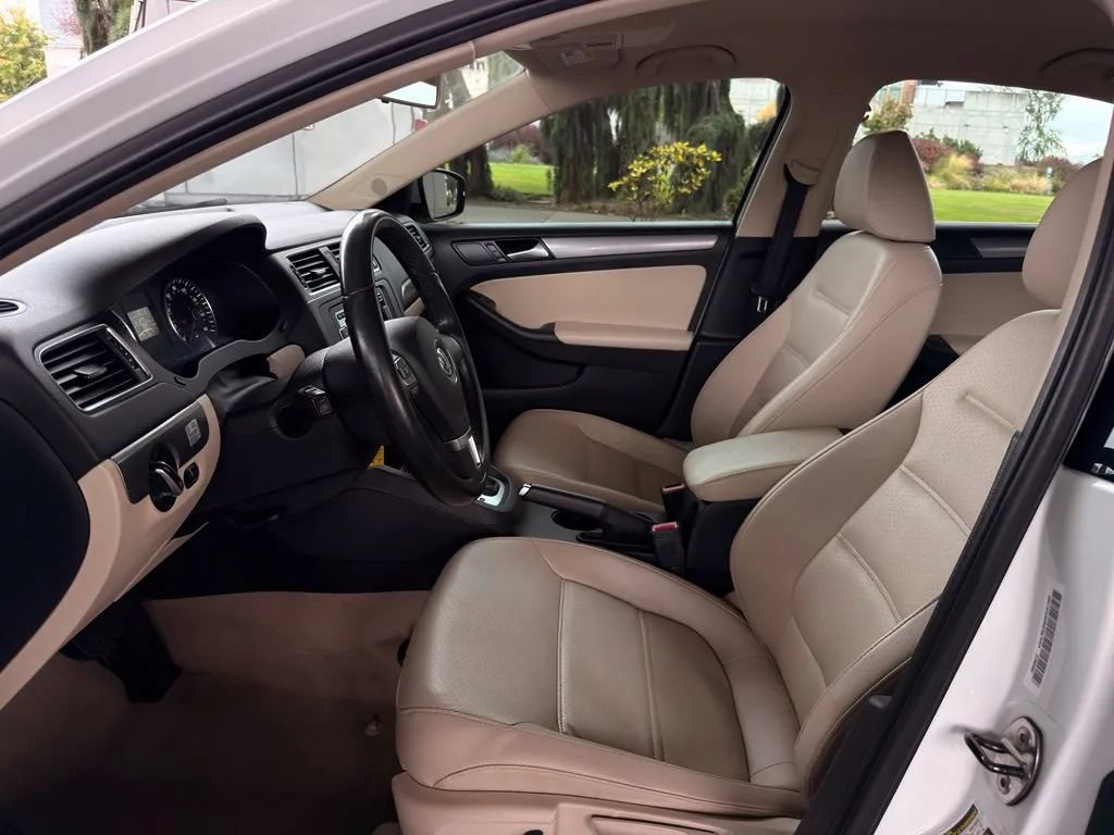 Used 2014 Volkswagen Jetta TDI FWD image 19