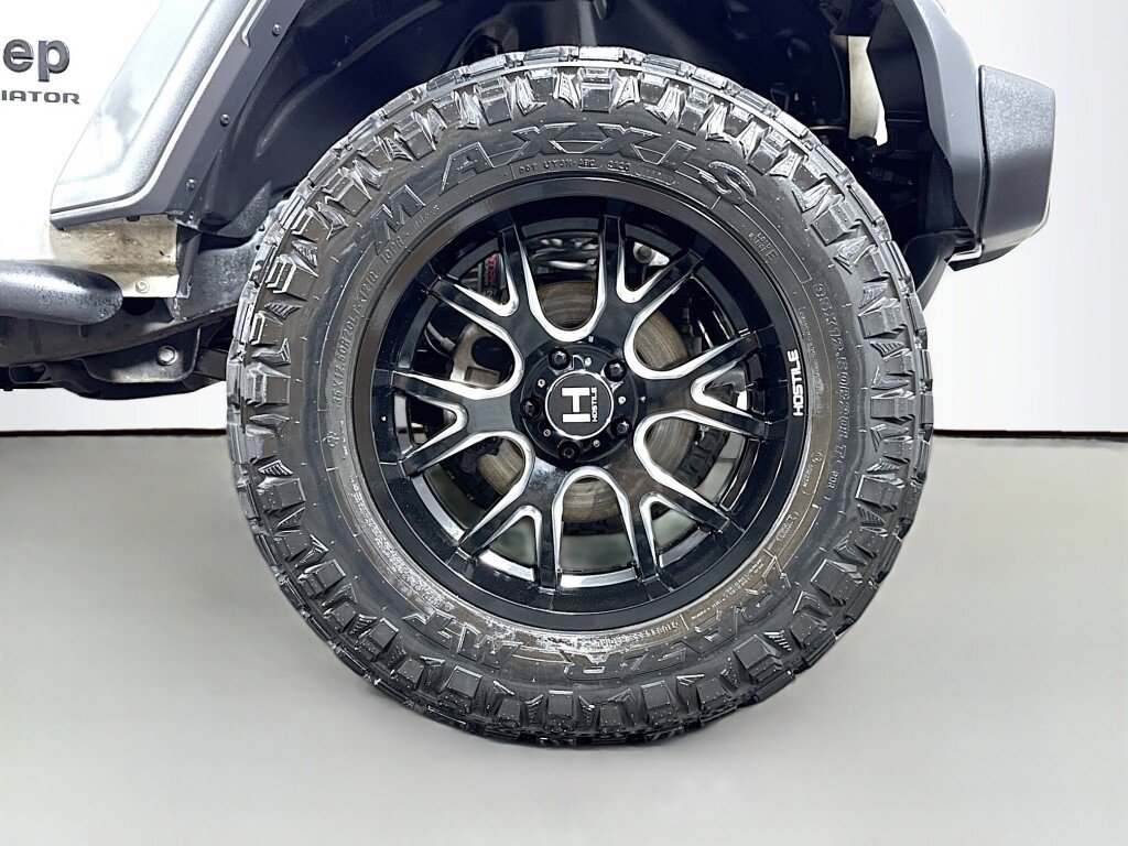 Used 2020 Jeep Gladiator Sport w/ Quick Order Package 24S AWD/4WD image 48