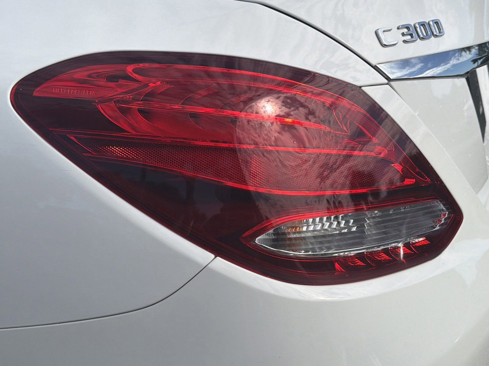 Used 2018 Mercedes-Benz C 300 Sedan image 10