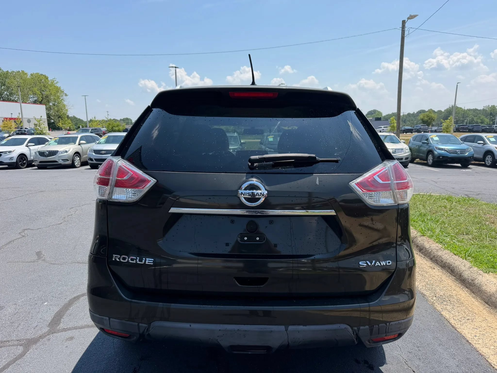Used 2016 Nissan Rogue SV w/ SV Premium Package AWD/4WD image 6