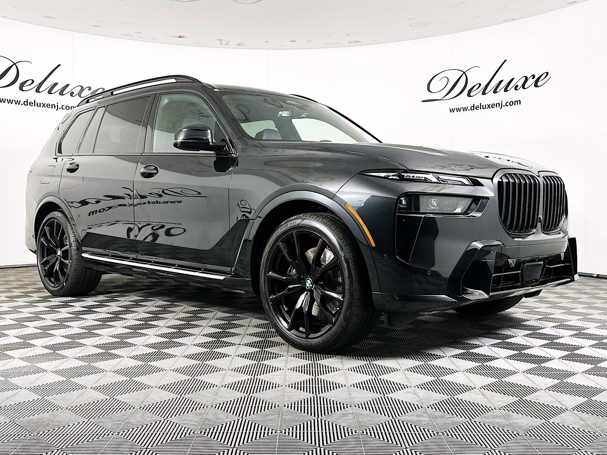 Used 2024 BMW X7 xDrive40i w/ M Sport Package