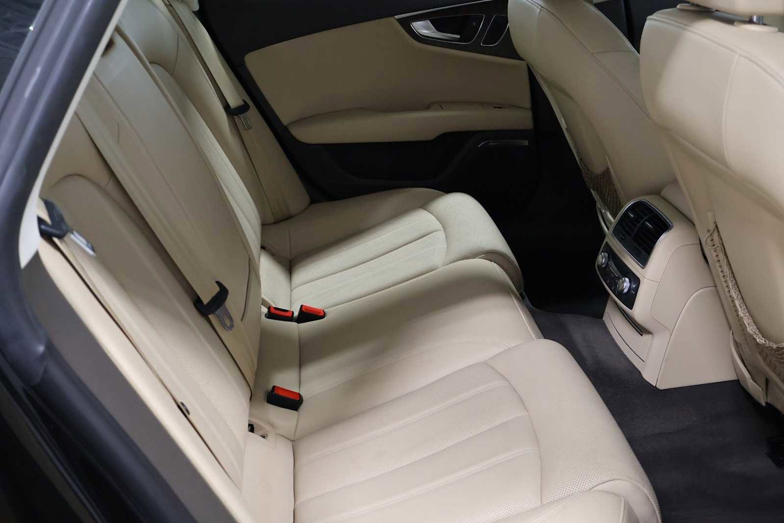 Used 2015 Audi A7 3.0T Prestige w/ Prestige Package image 34