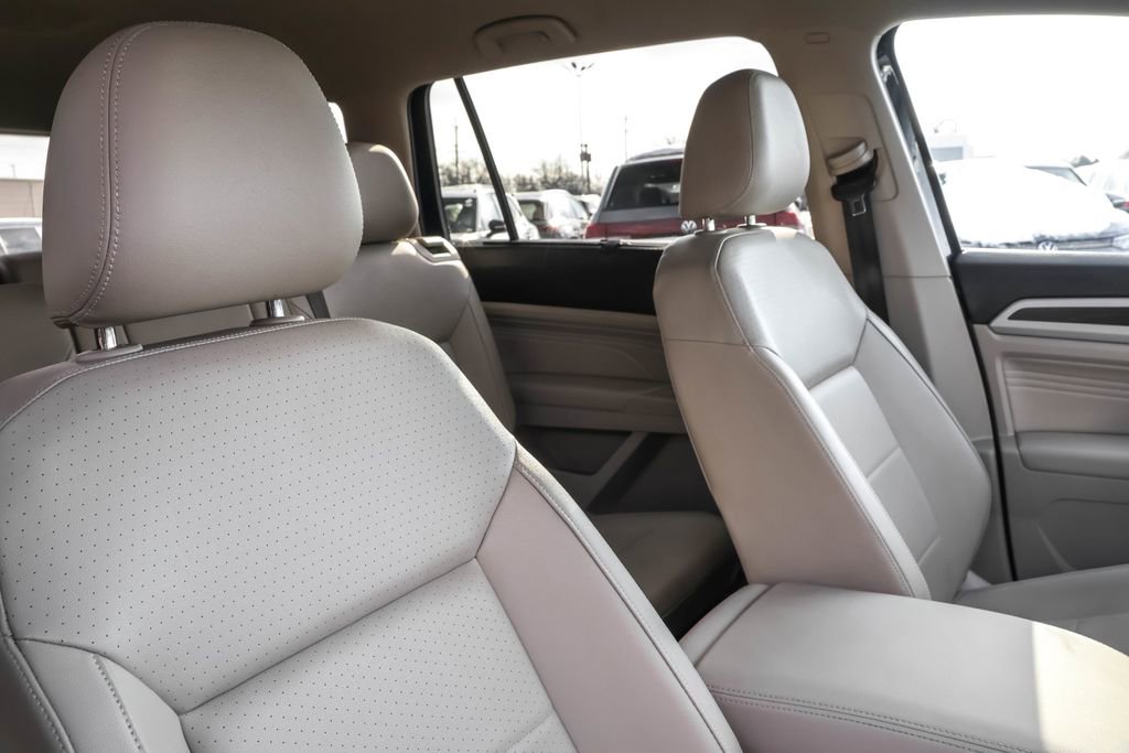 Used 2022 Volkswagen Atlas SE image 37