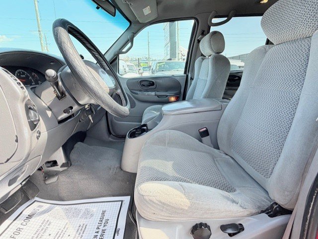 Used 2001 Ford F150 XLT image 13