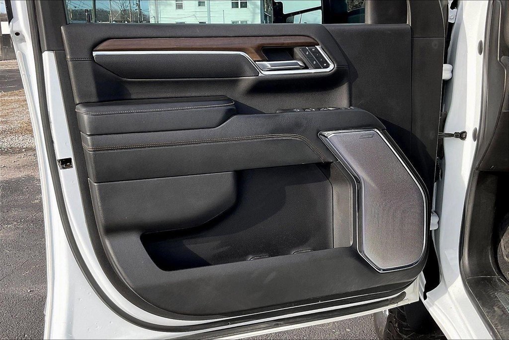 Used 2024 Chevrolet Silverado 3500 High Country w/ Technology Package image 21