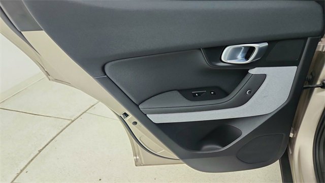 Used 2023 Polestar Polestar 2 w/ Pilot Pack image 30