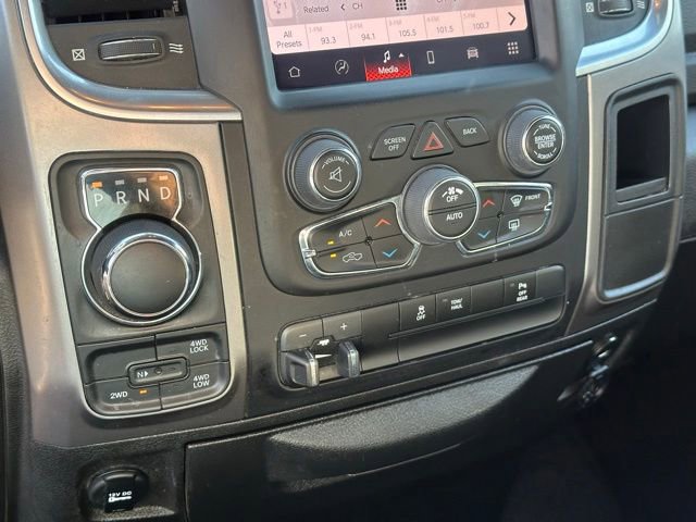 Used 2023 RAM 1500 Classic Warlock w/ Electronics Group AWD/4WD image 29