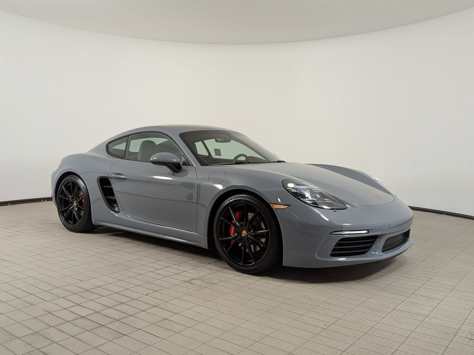 Certified 2024 Porsche 718 Cayman S RWD image 7
