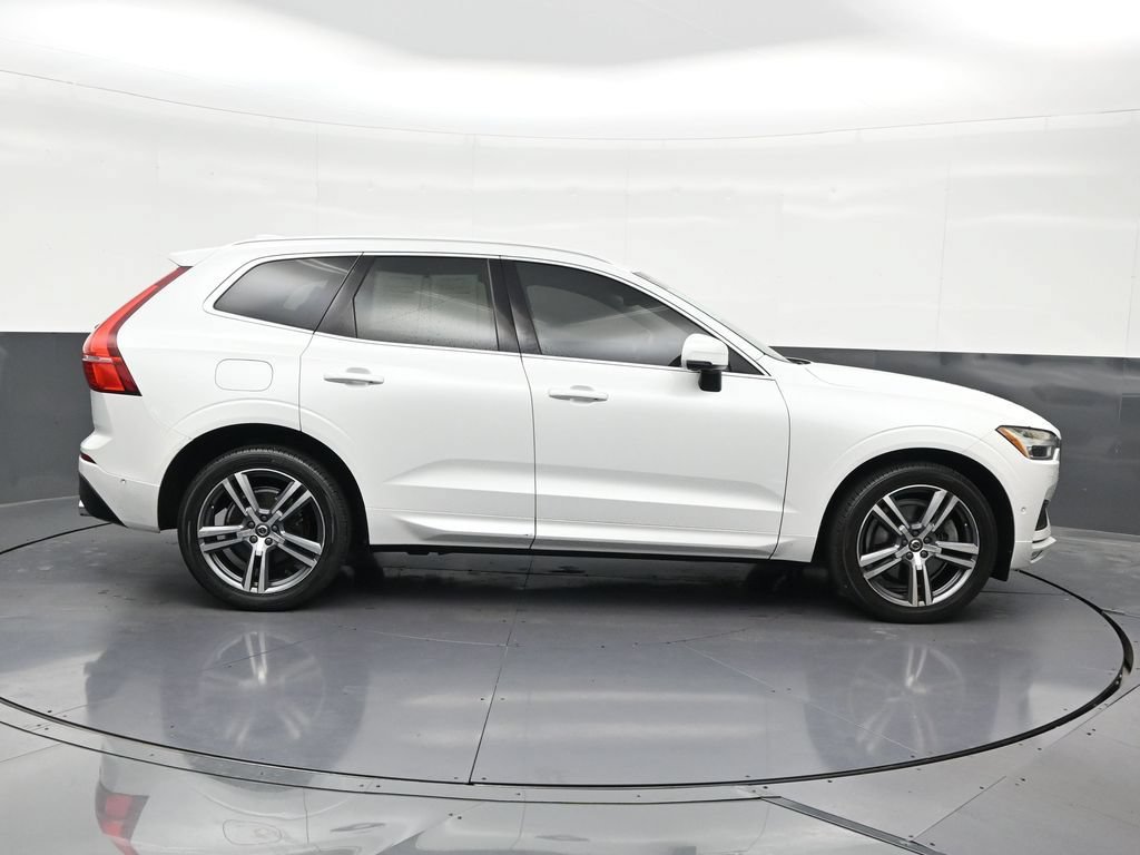 Used 2018 Volvo XC60 T6 Momentum w/ Advanced Package AWD/4WD image 6