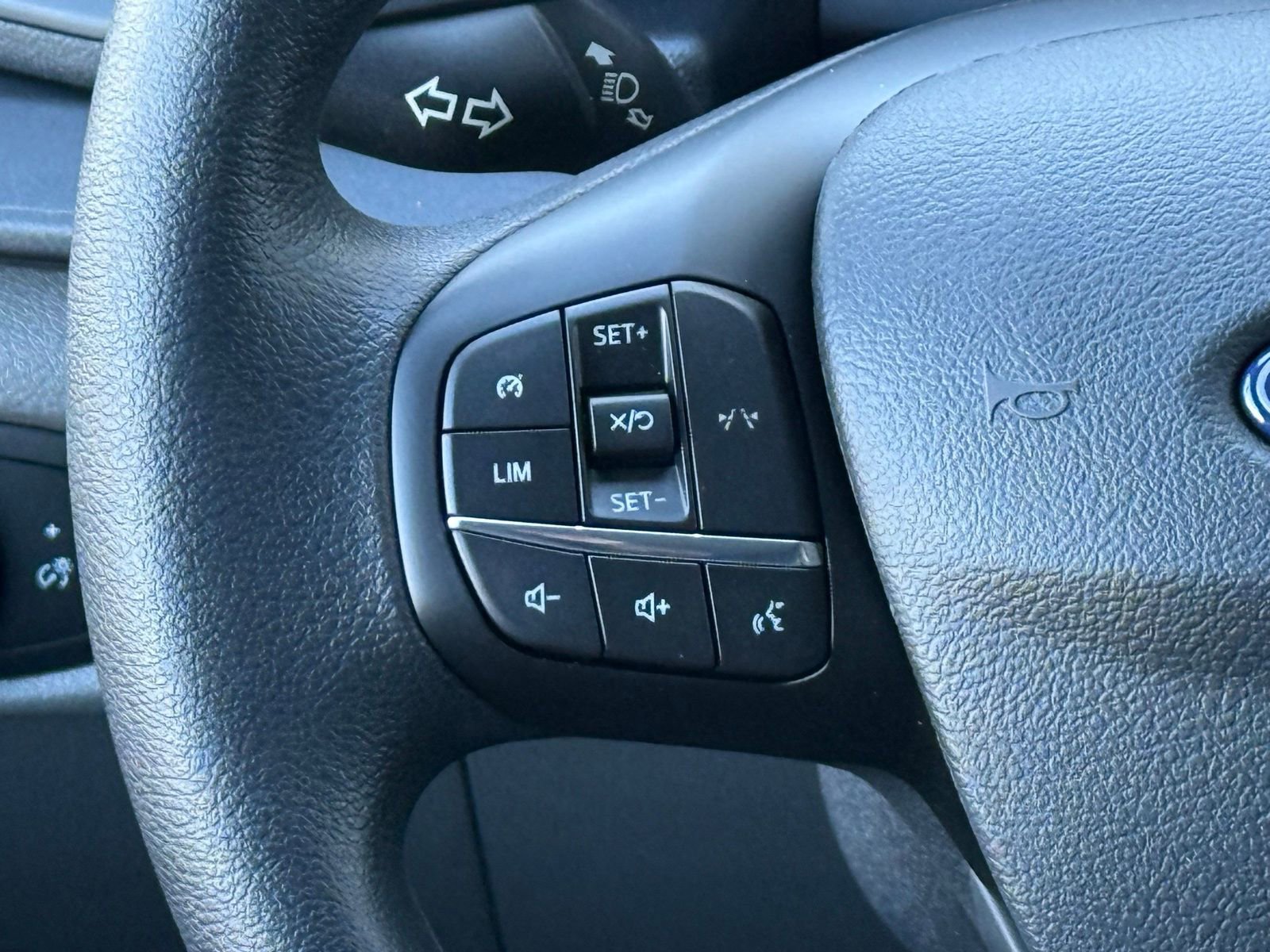 New 2026 Ford Transit 250 148 Medium Roof Extended AWD w/ Exterior Upgrade Package image 28