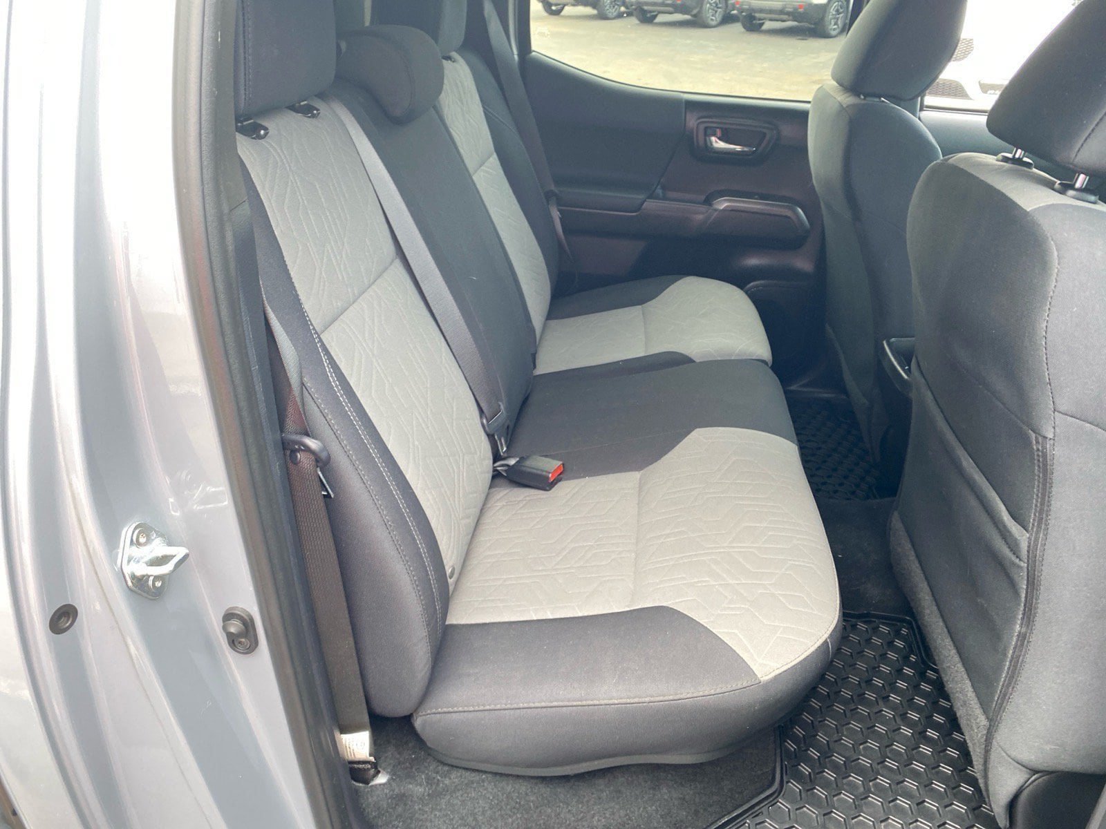 Used 2021 Toyota Tacoma TRD Sport AWD/4WD image 28