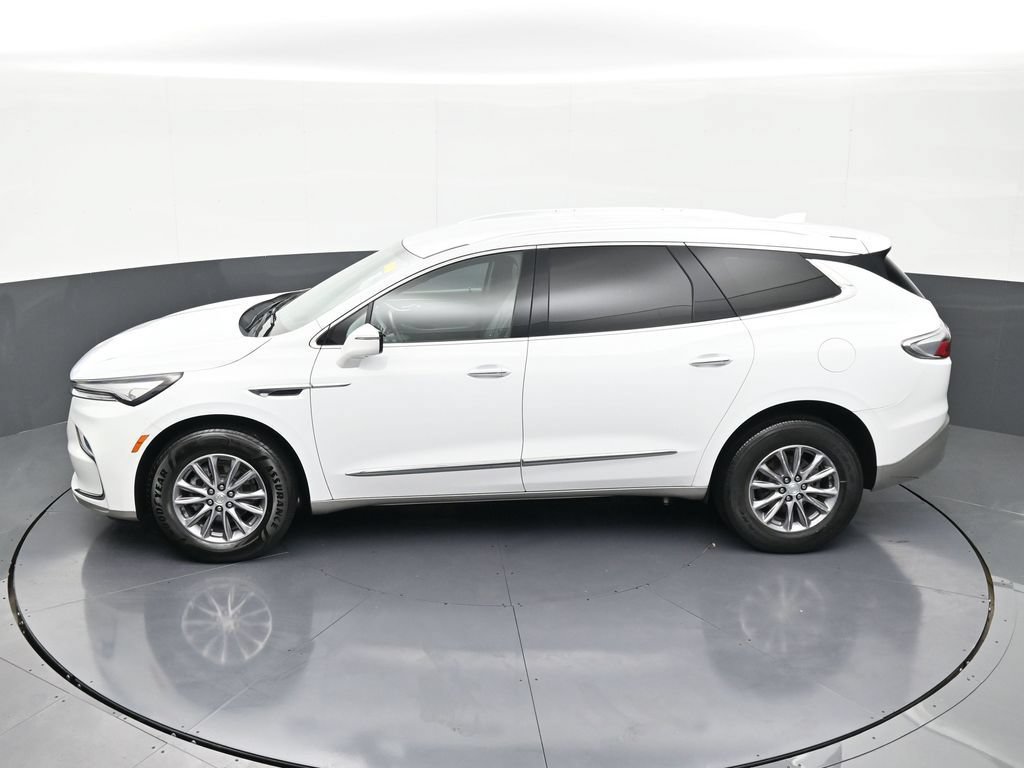 Used 2022 Buick Enclave Premium FWD image 13