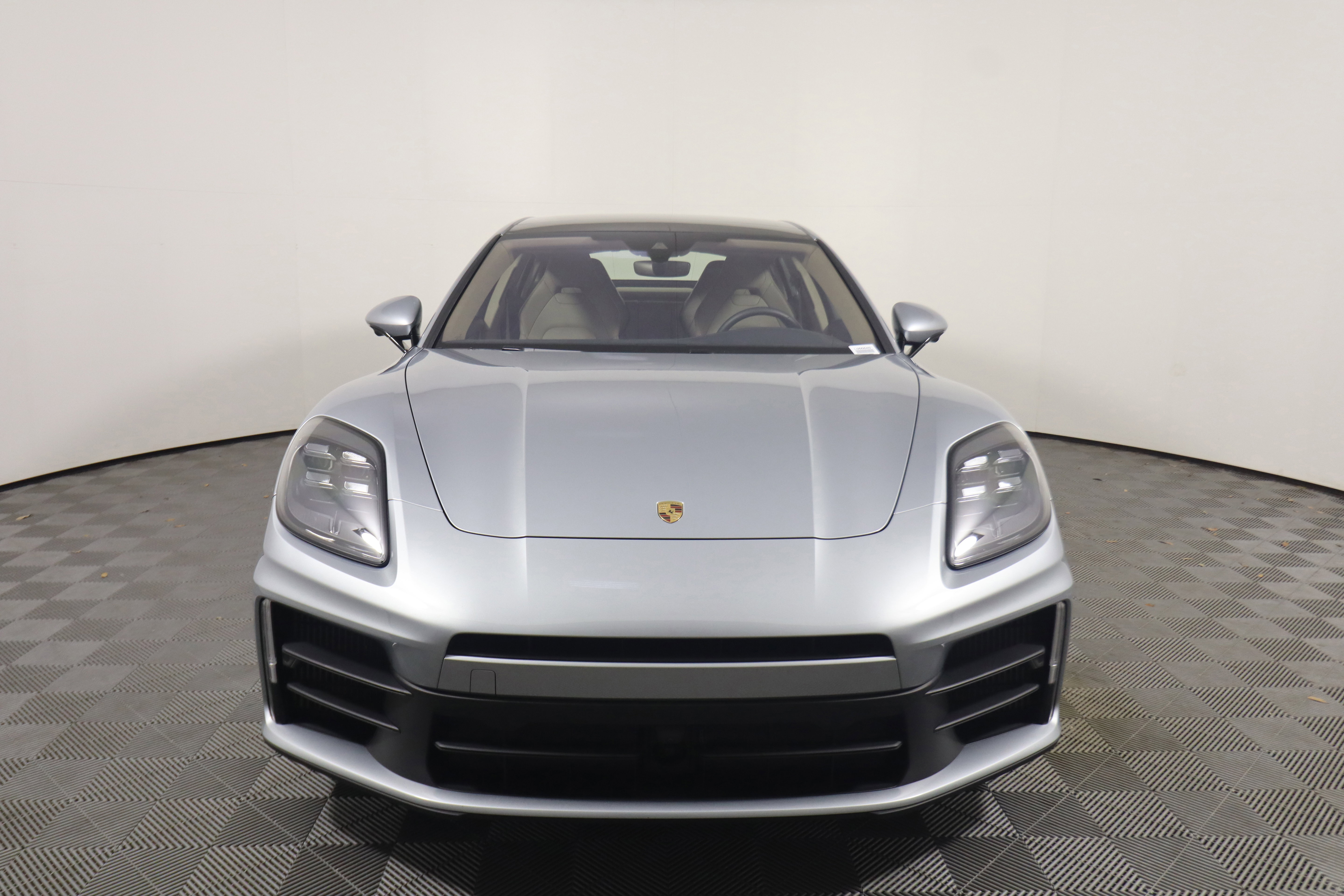 Certified 2026 Porsche Panamera image 10