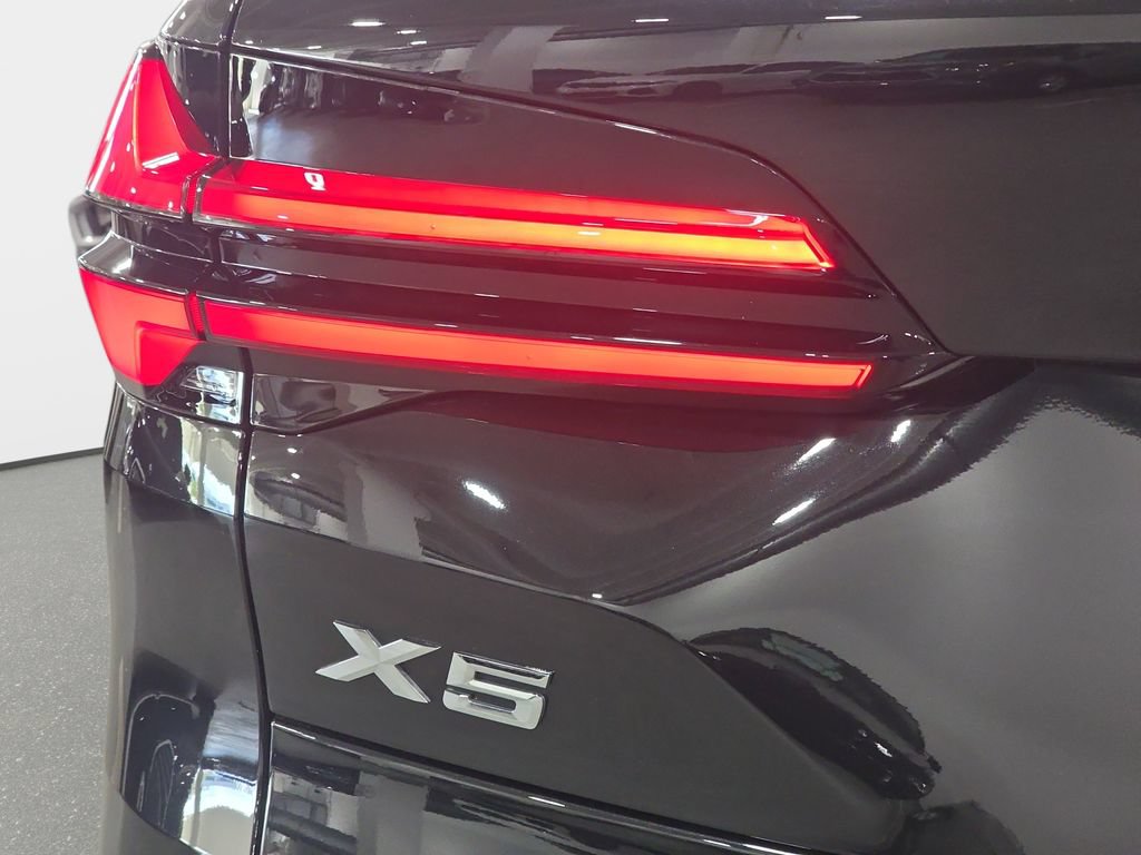 Certified 2025 BMW X5 sDrive40i RWD image 25