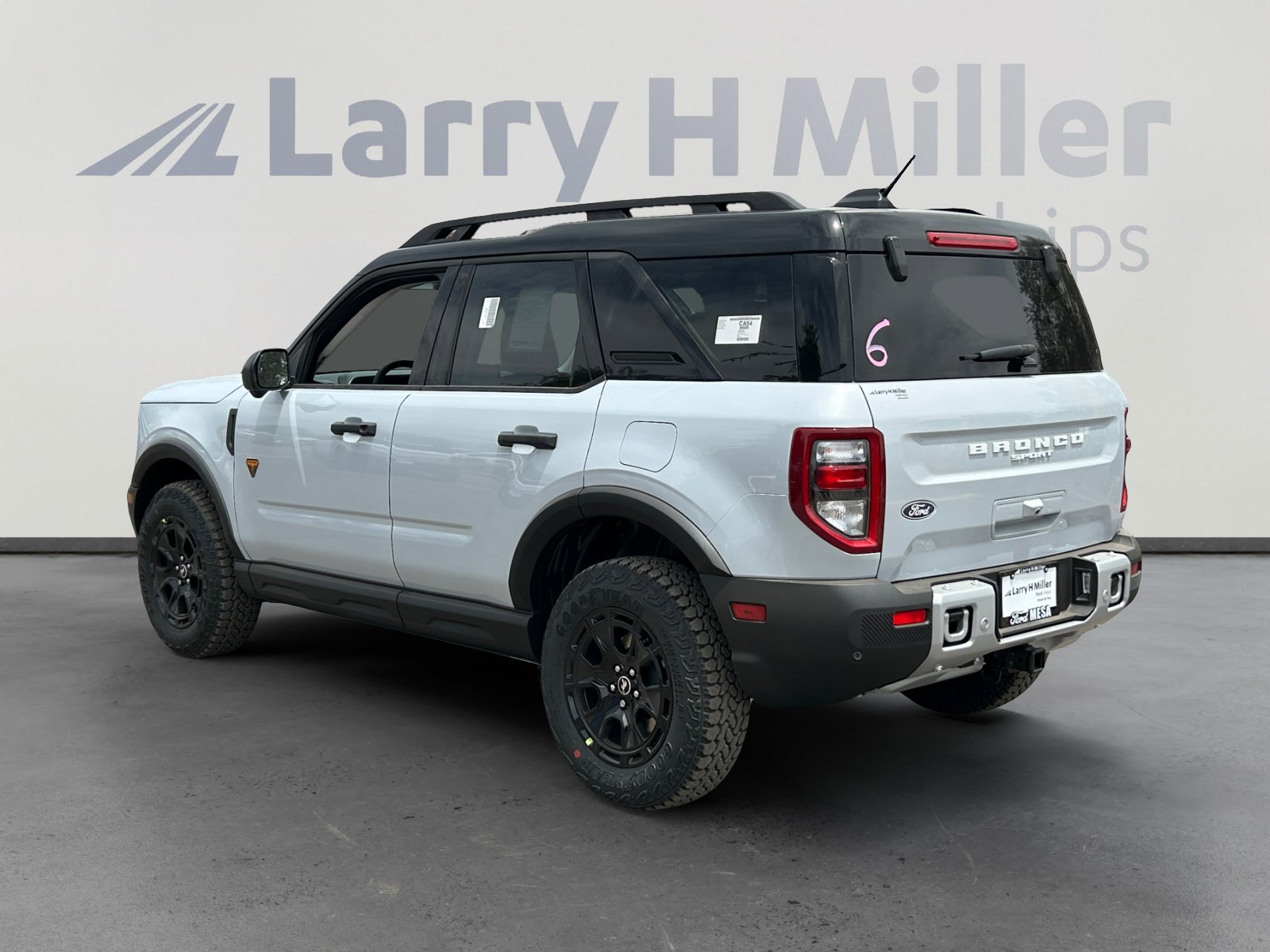 New 2026 Ford Bronco Sport Badlands w/ Sasquatch Badlands Package AWD/4WD image 3